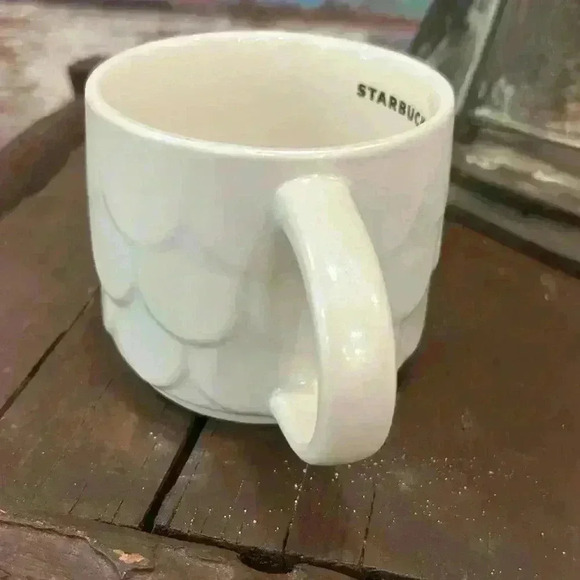 Starbucks Collectible White Pearl Mermaid‎ Scales Ceramic Mug Coffee Cup 14oz - Picture 2 of 4